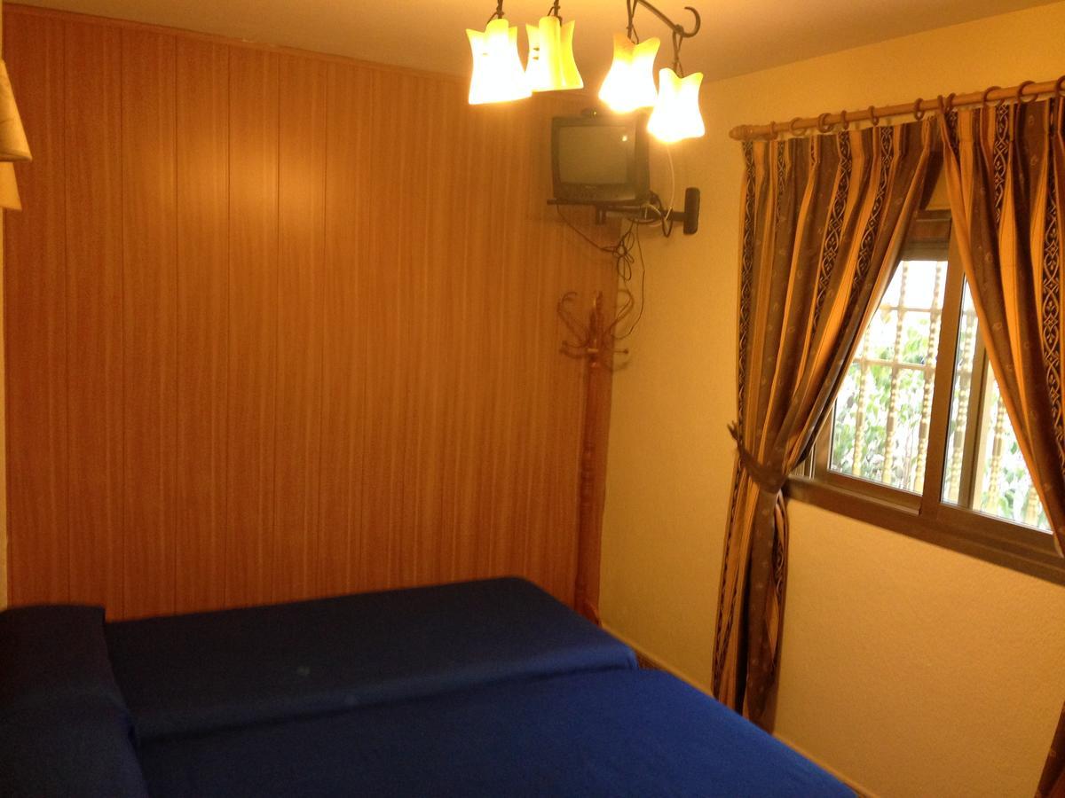 Hostal Delfin Verde Almería Dış mekan fotoğraf