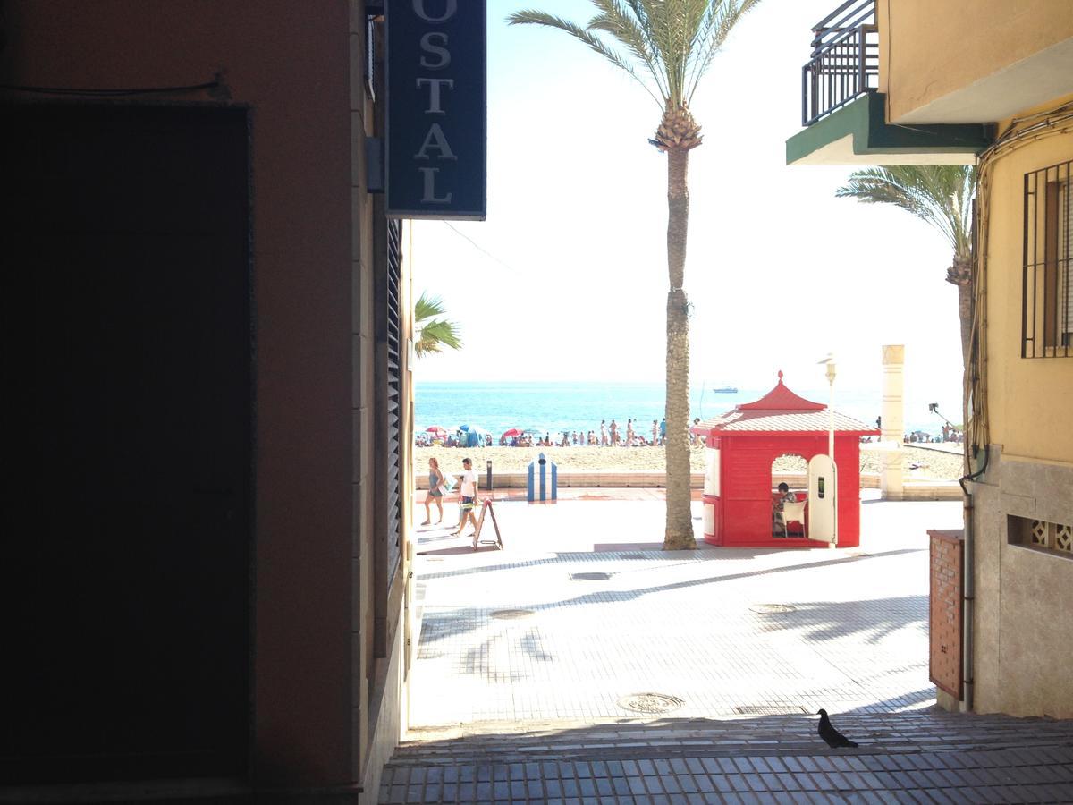 Hostal Delfin Verde Almería Dış mekan fotoğraf